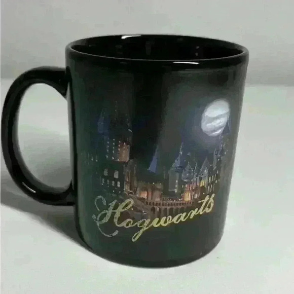 Universal Studios Wizarding World Of Harry Potter Hogwarts 12 Oz Coffee Mug Cup - Picture 1 of 2